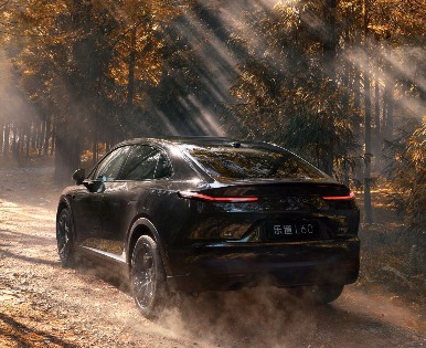 乐道L60黑骑士版限量上市 配高通8295P+双电机