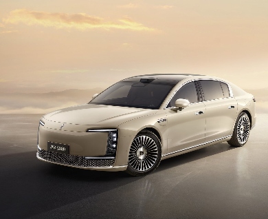 国产高端车型销量突破 智能底盘引领豪华车变革