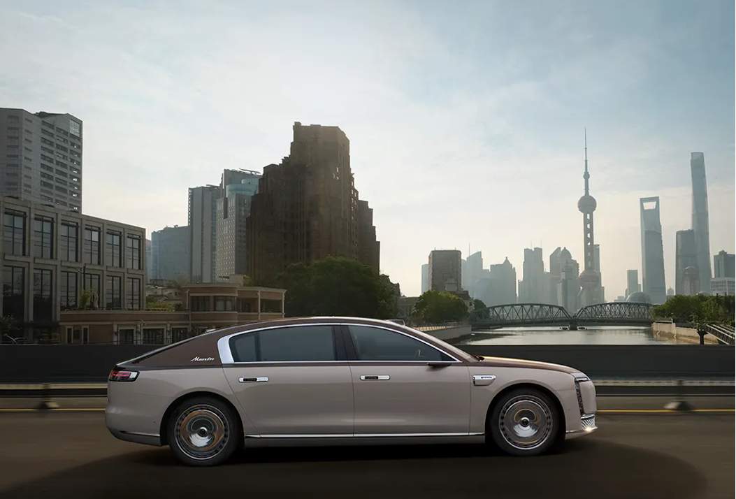 尊界S800万辆下线里程碑 高端智能豪华轿车市场表现强劲