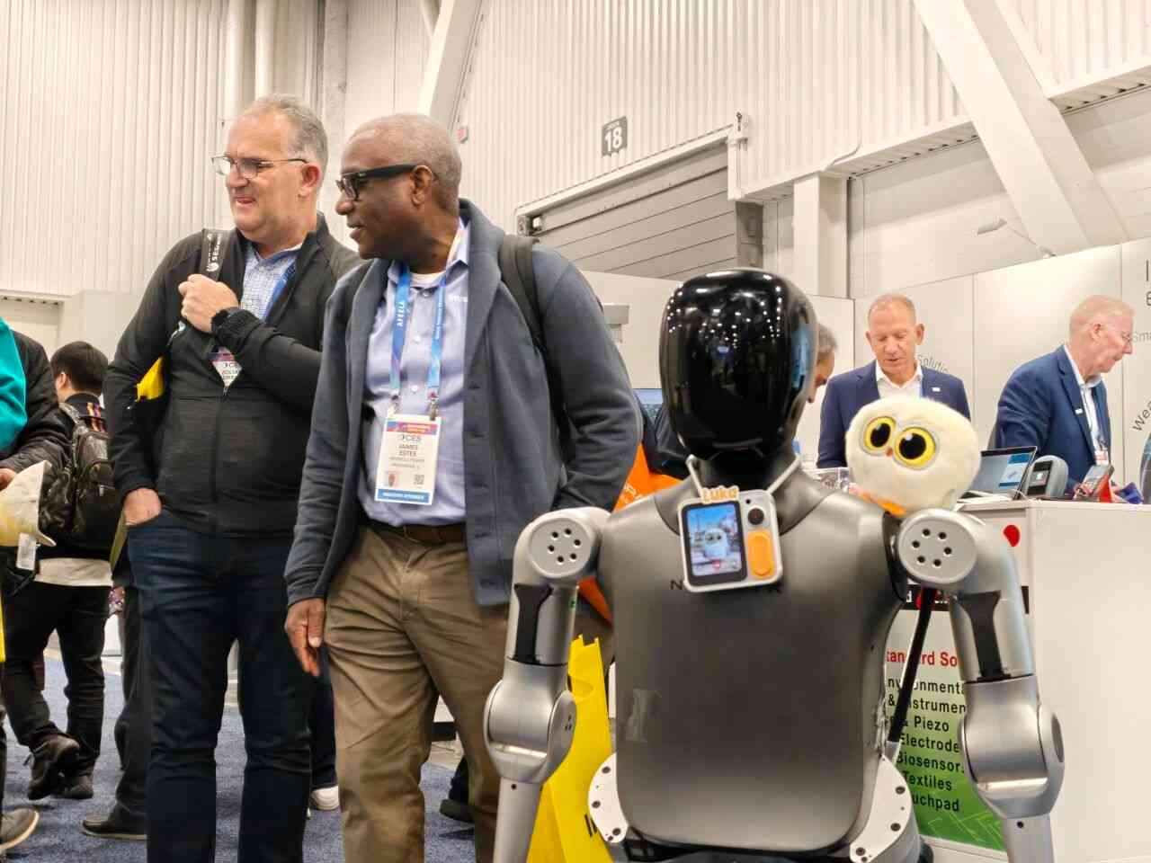 CES 2026：松延动力公布海外首批千台交付时间表