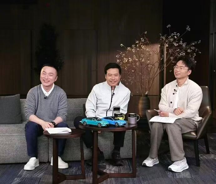 小米SU7改款发布22.99万起售，雷军辟谣SU3传闻